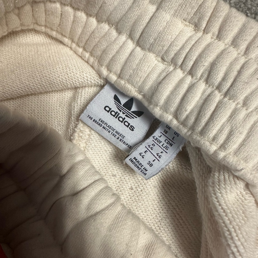 Adidas Sweatpants - Picture 4 of 4
